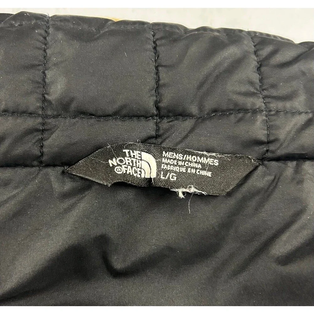 The North Face Men’s Black Thermoball Quilted Puffer Vest